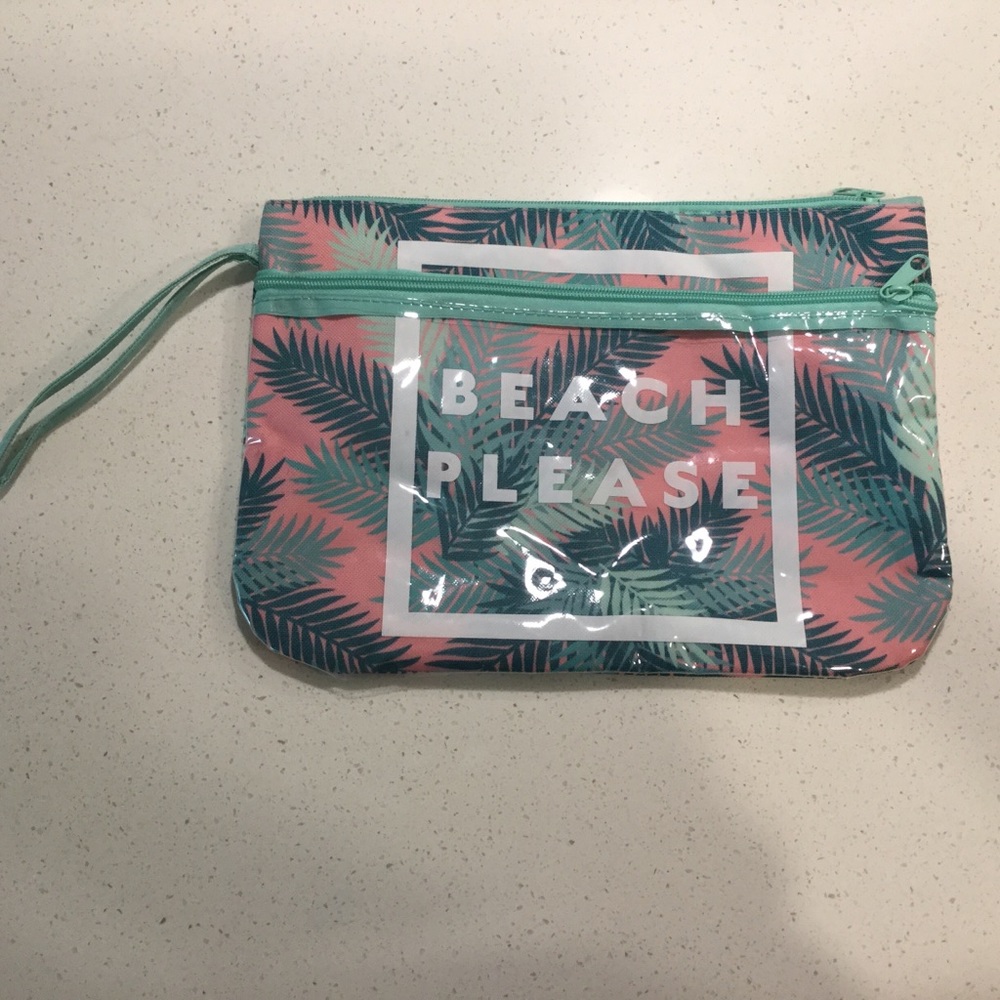 💥3x$15💥Beach Please Make-Up Bag